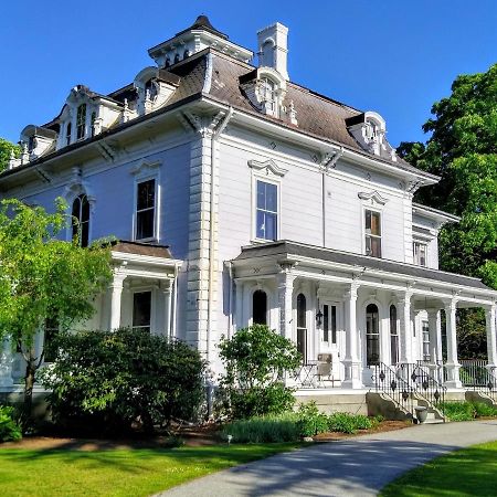 Proctor Mansion Inn Рентам Экстерьер фото
