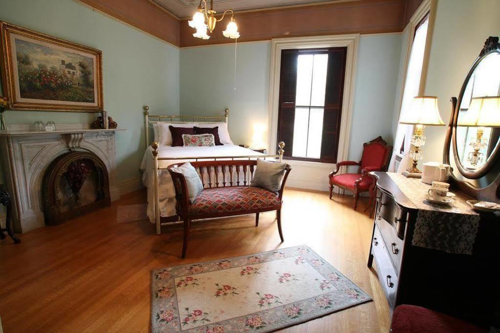 Proctor Mansion Inn Рентам Экстерьер фото